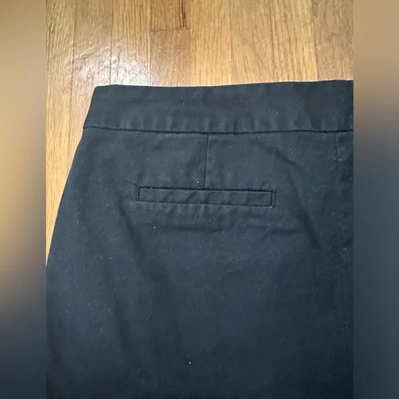 *last chance* Banana Republic | Women’s black shorts - Picture 10 of 16